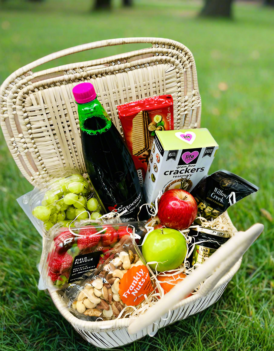 Luxury Picnic Basket Hamper - Impala Online